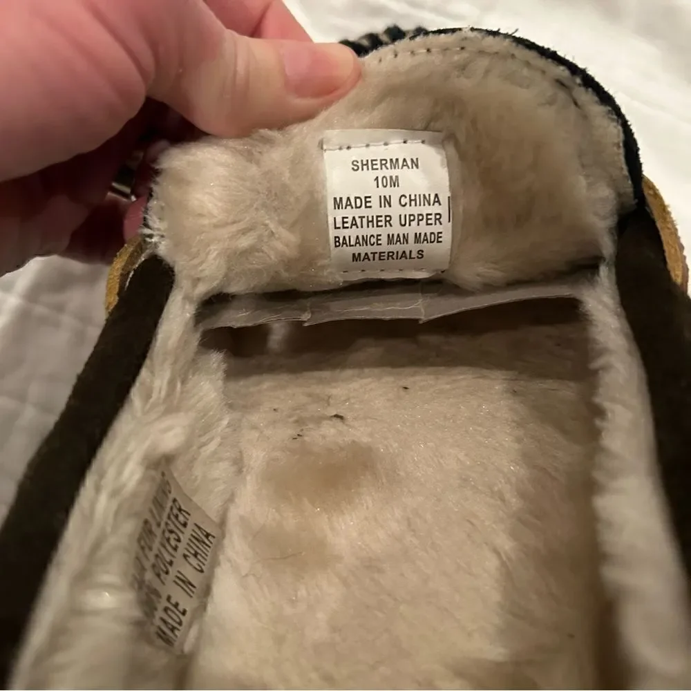 Clark’s men Sherman slippers EUC size 10 suede upper rubber bottoms